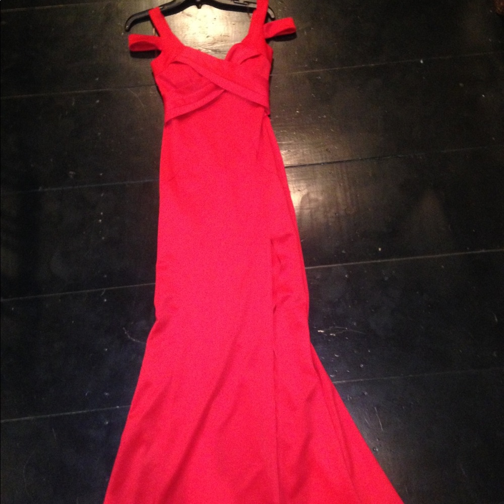 Red Cold Shoulder Prom Dress
